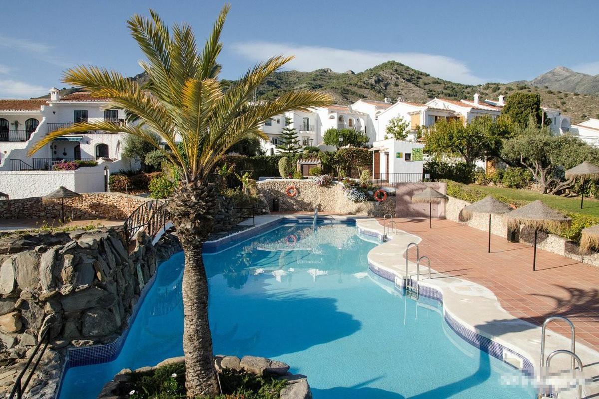 Apartamento Capistrano Village Nerja Exterior photo